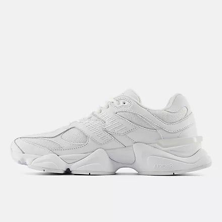 WHITE con White